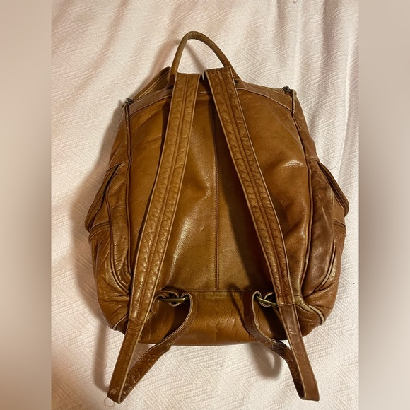 Vintage brown leather backpack - Picture 9 of 9
